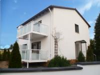 Sehr gepflegte 3 Zimmer Wohnung mit Balkon, Moldaustrasse, sofort frei